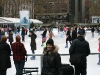 Stefi davanti alla pista di pattinaggio di Bryant Park