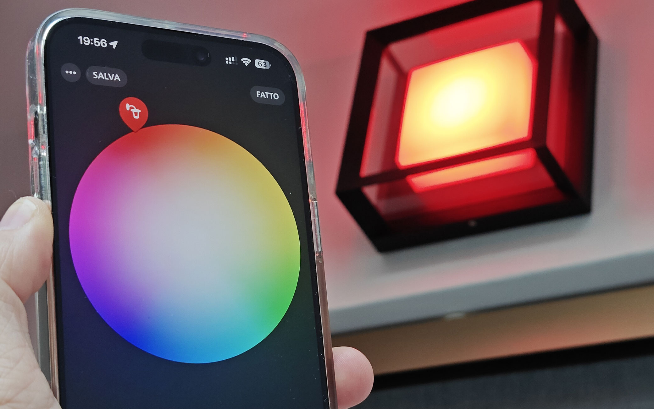 Philips Hue presenta la nuova lampada led smart da esterni Econic: la prova